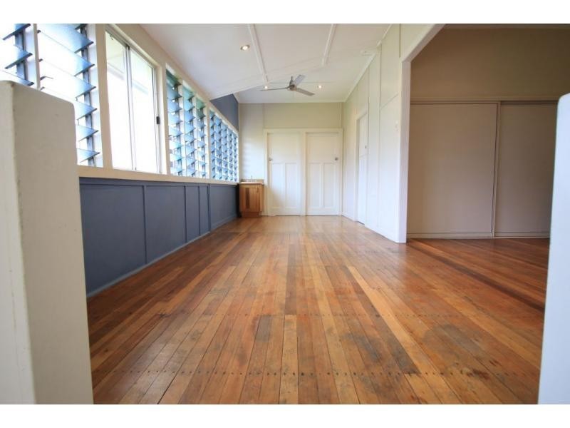 22 ELEVENTH Street, Home Hill QLD 4806