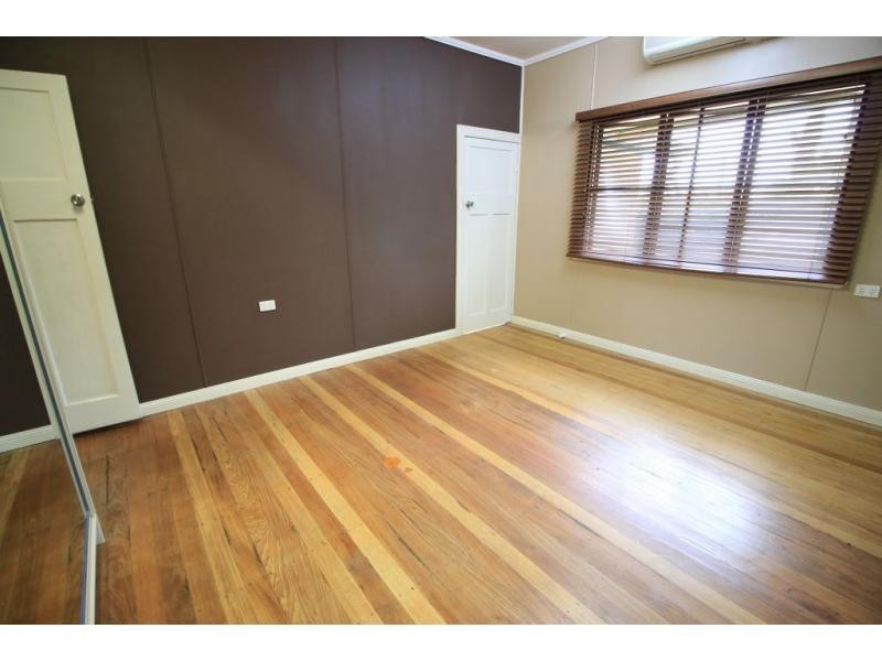 22 ELEVENTH Street, Home Hill QLD 4806