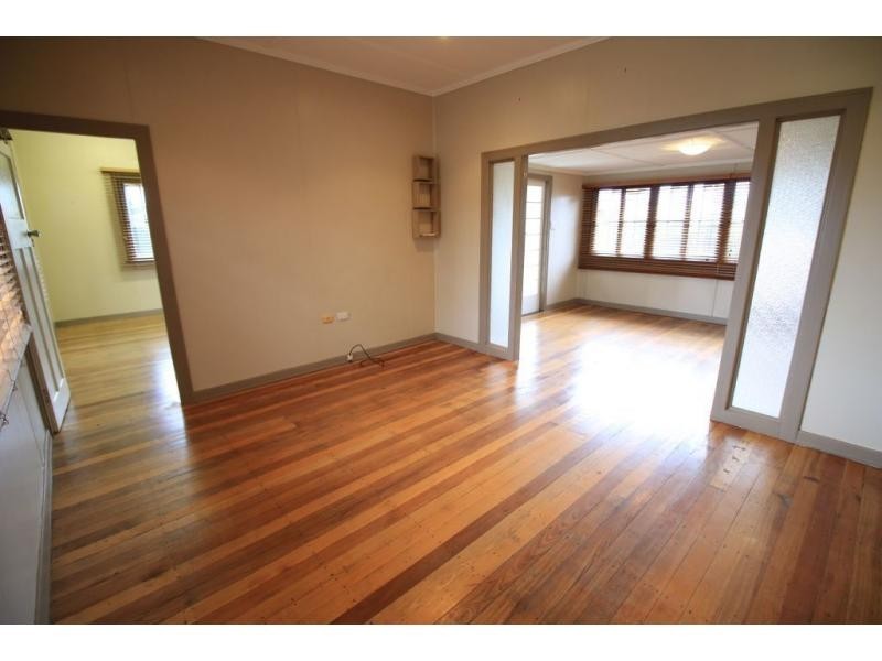 22 ELEVENTH Street, Home Hill QLD 4806