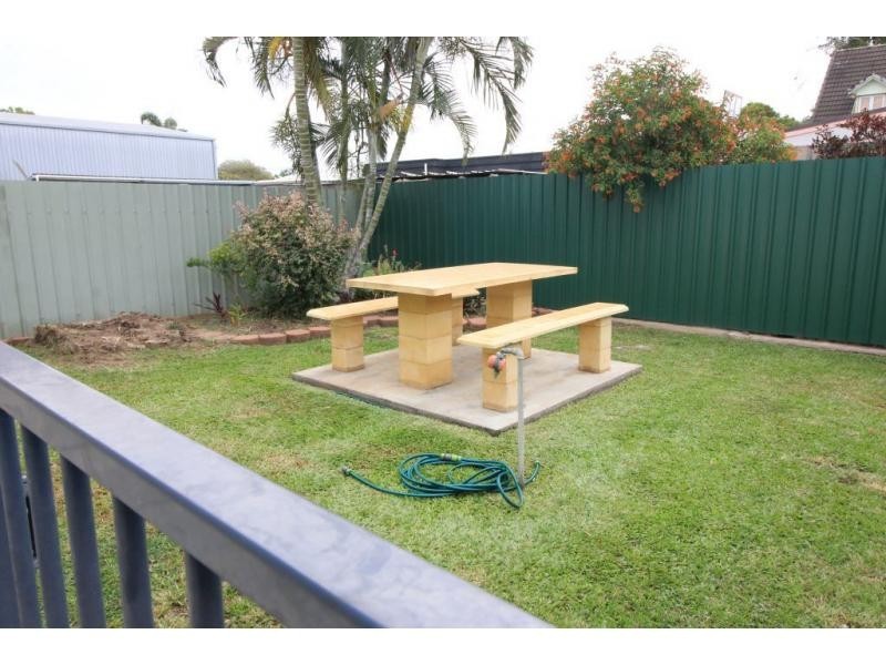 22 ELEVENTH Street, Home Hill QLD 4806