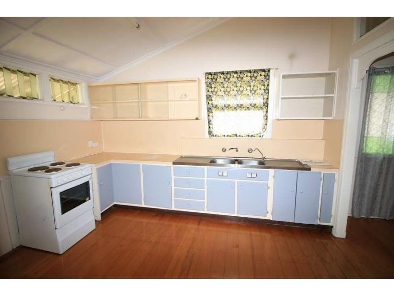 14 Graham Street, Ayr QLD 4807