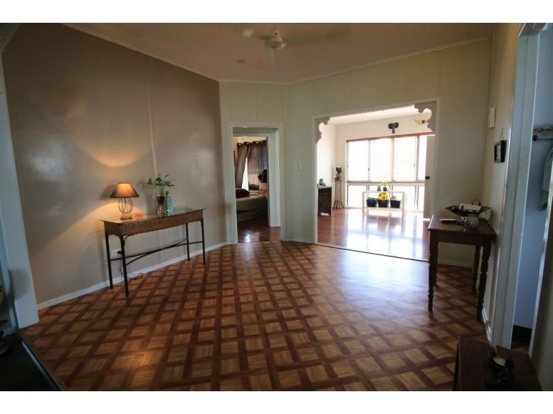 9 GREY Street, Ayr QLD 4807