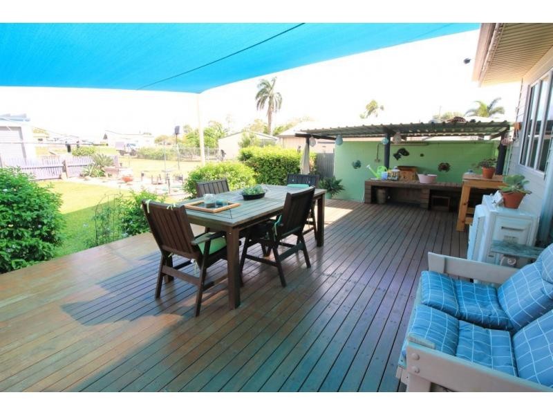 9 GREY Street, Ayr QLD 4807