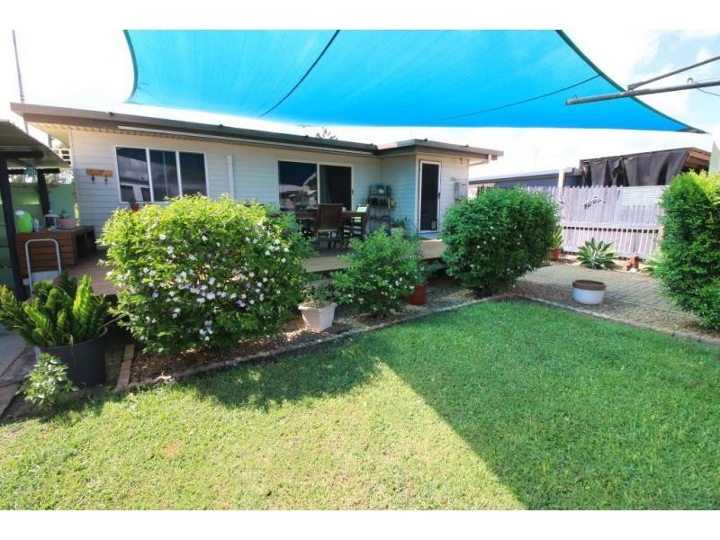 9 GREY Street, Ayr QLD 4807
