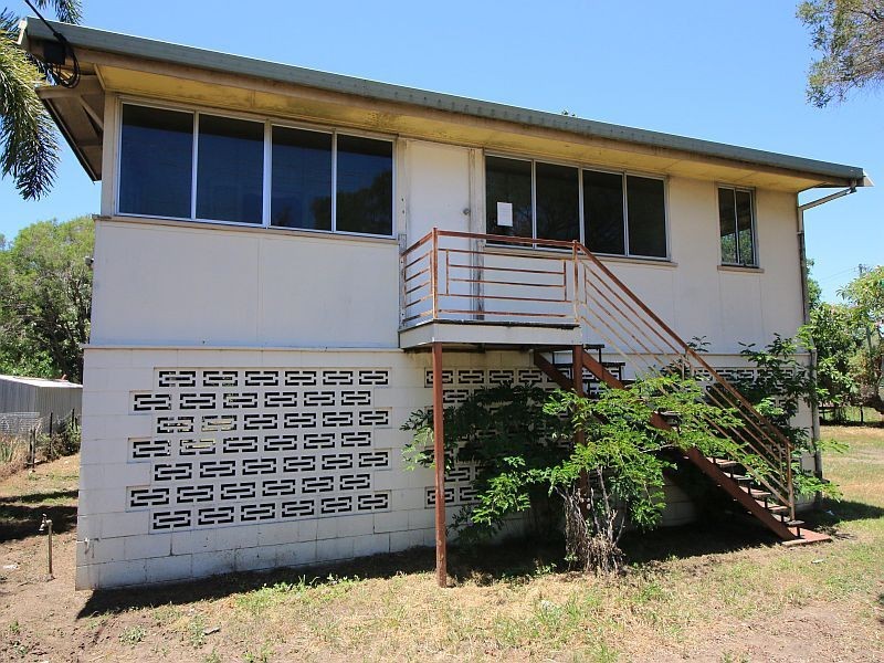 35-37 Seventh Avenue, Home Hill QLD 4806