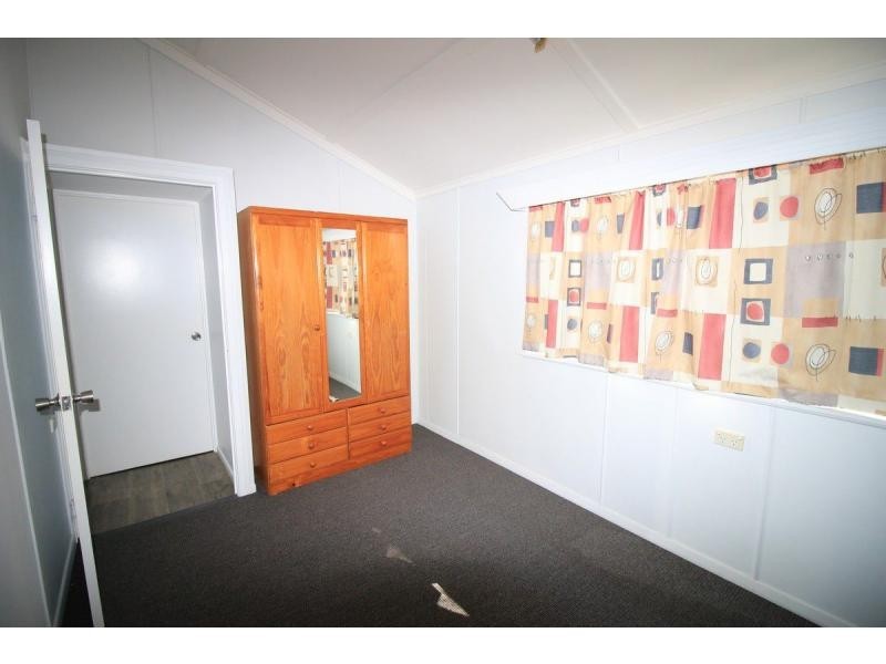 9 Seventh Avenue, Home Hill QLD 4806