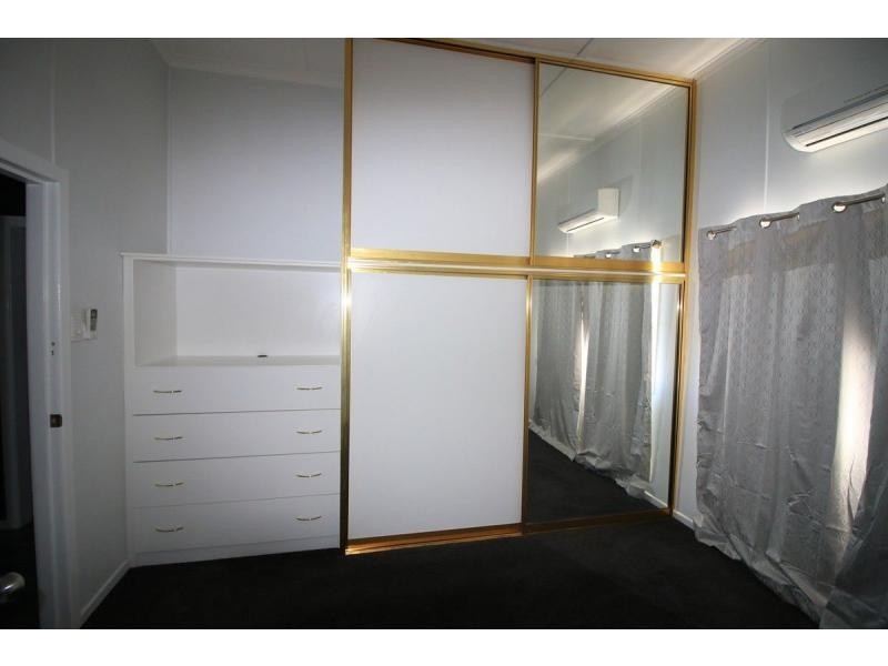 9 Seventh Avenue, Home Hill QLD 4806