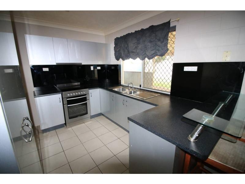 12 Doncaster way, Mount Louisa QLD 4814