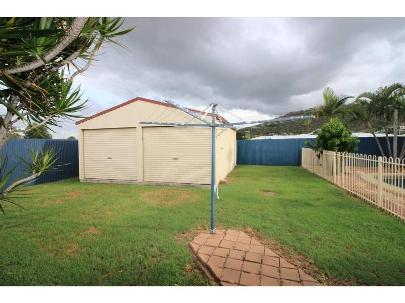 12 Doncaster way, Mount Louisa QLD 4814