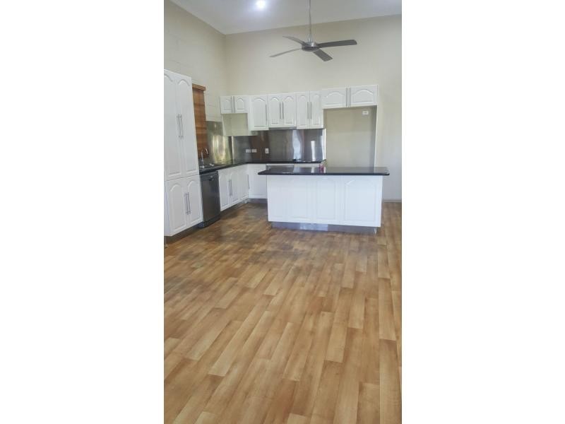 39 Little Crescent, Ayr QLD 4807
