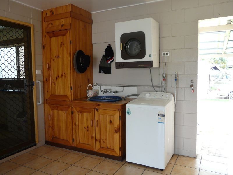 Unit 1/43 WILMINGTON Street, Ayr QLD 4807