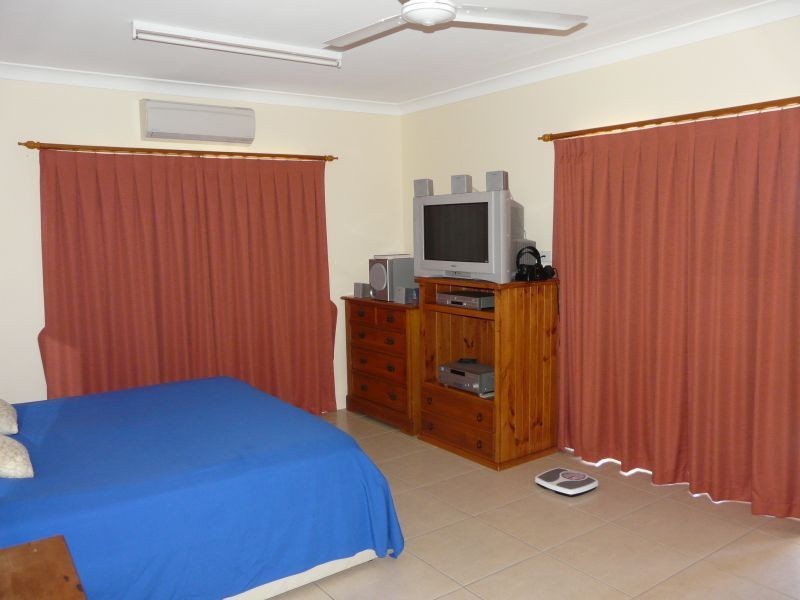 261 SEXTON Highway, Brandon QLD 4808