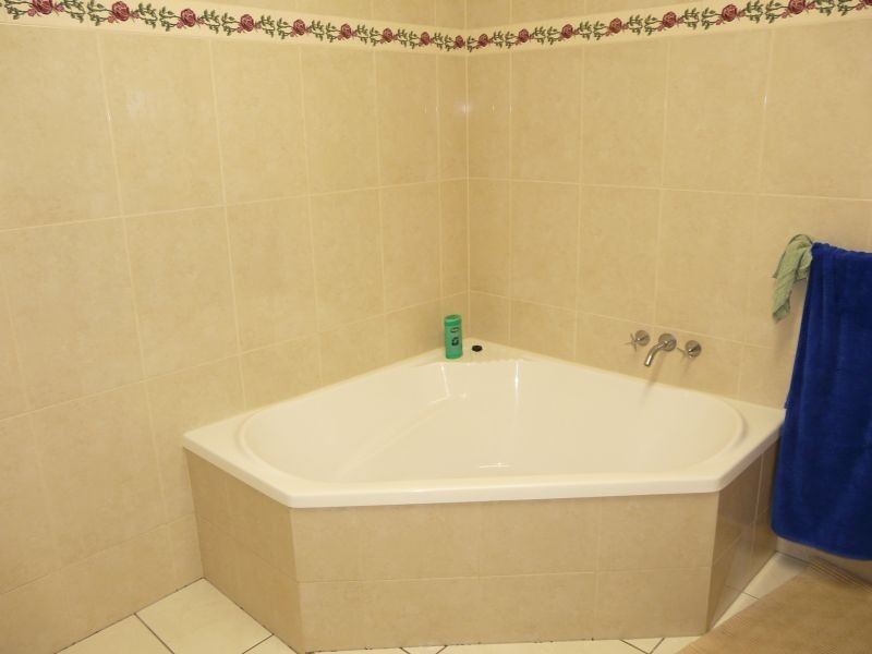 261 SEXTON Highway, Brandon QLD 4808