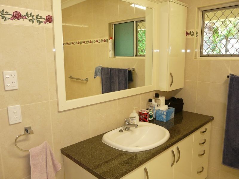 261 SEXTON Highway, Brandon QLD 4808