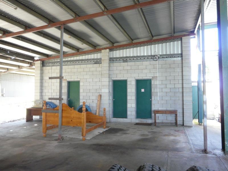 261 SEXTON Highway, Brandon QLD 4808