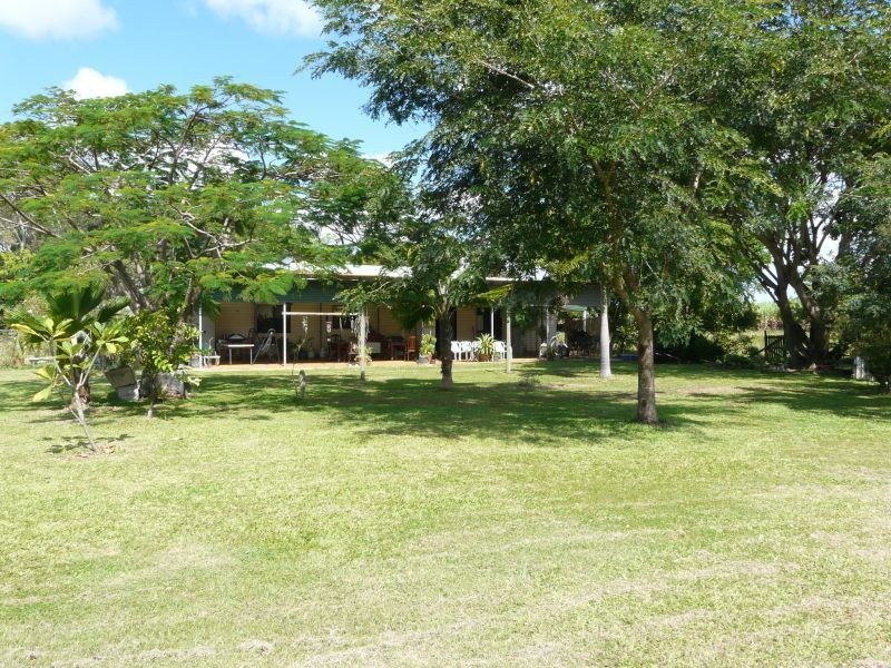 207 TAPIOLAS Road, Brandon QLD 4808