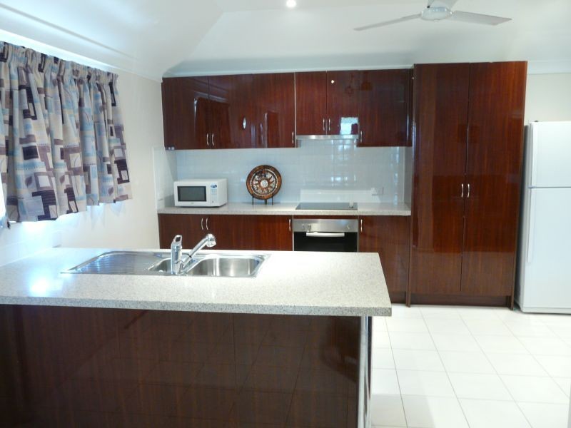 8 HOME HILL Road, Ayr QLD 4807