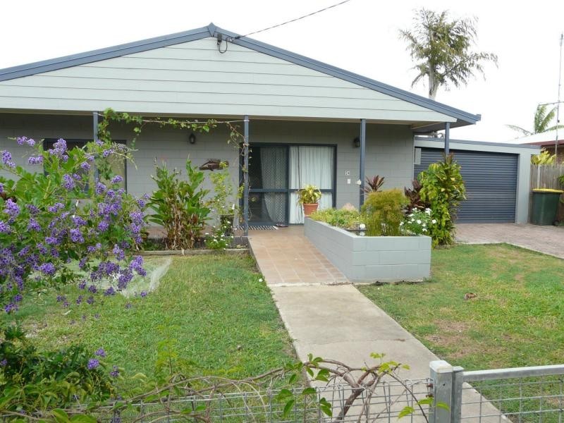 24 GREY Street, Ayr QLD 4807