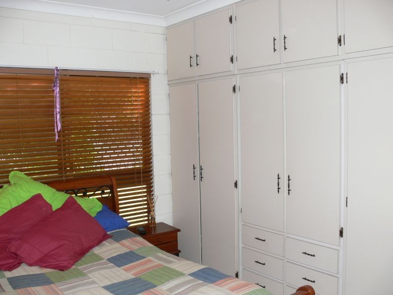 96 THIRTEENTH Avenue, Home Hill QLD 4806