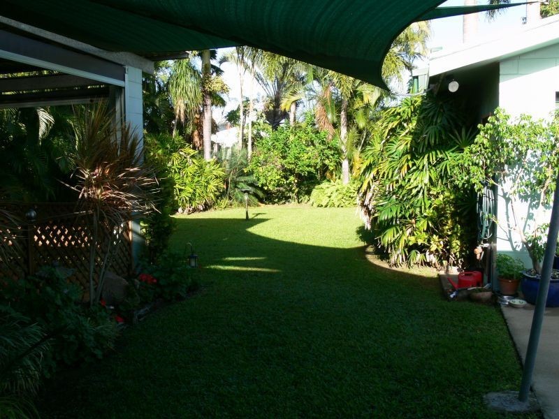 96 THIRTEENTH Avenue, Home Hill QLD 4806