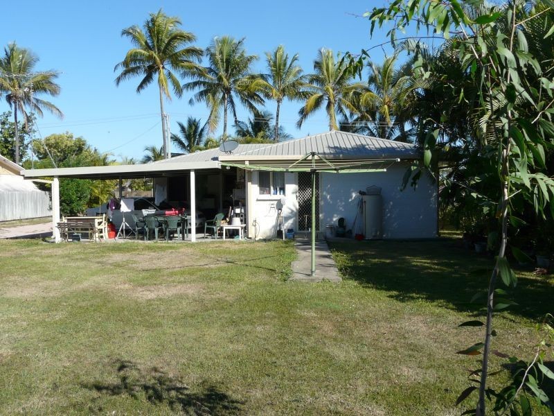 64 HILLIER Street, Brandon QLD 4808