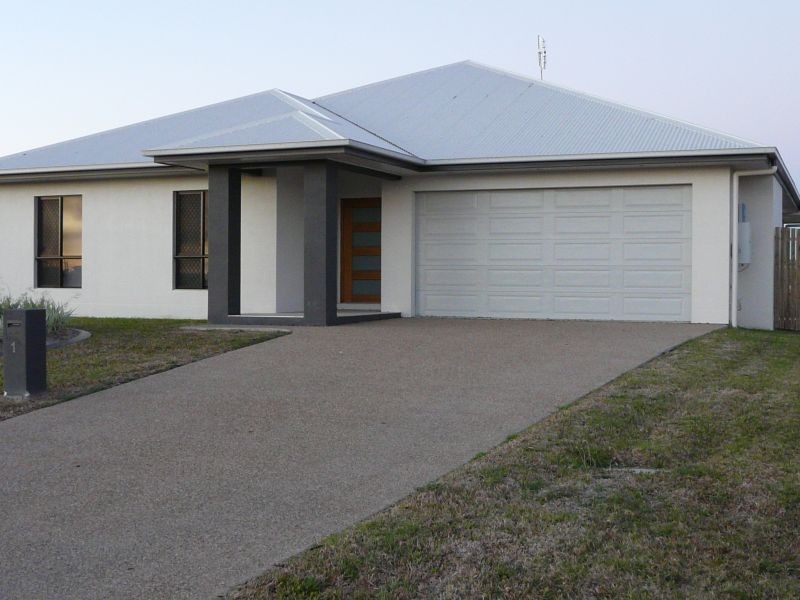 1 MULBERRY CRT, Ayr QLD 4807