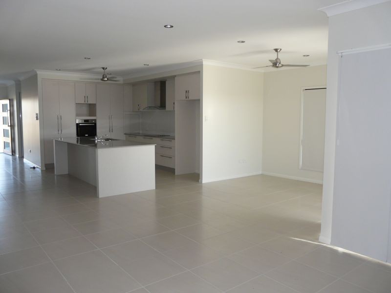 1 MULBERRY CRT, Ayr QLD 4807