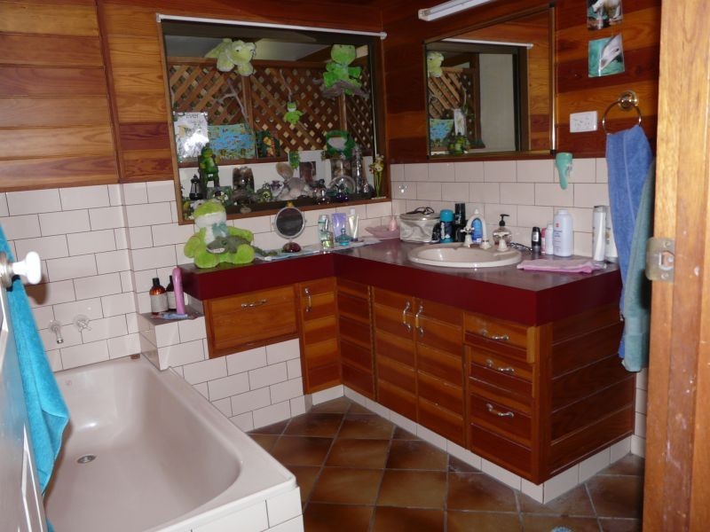 131 Ninth Avenue, Home Hill QLD 4806