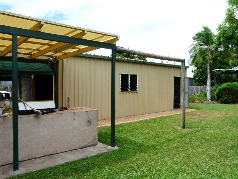 131 Ninth Avenue, Home Hill QLD 4806