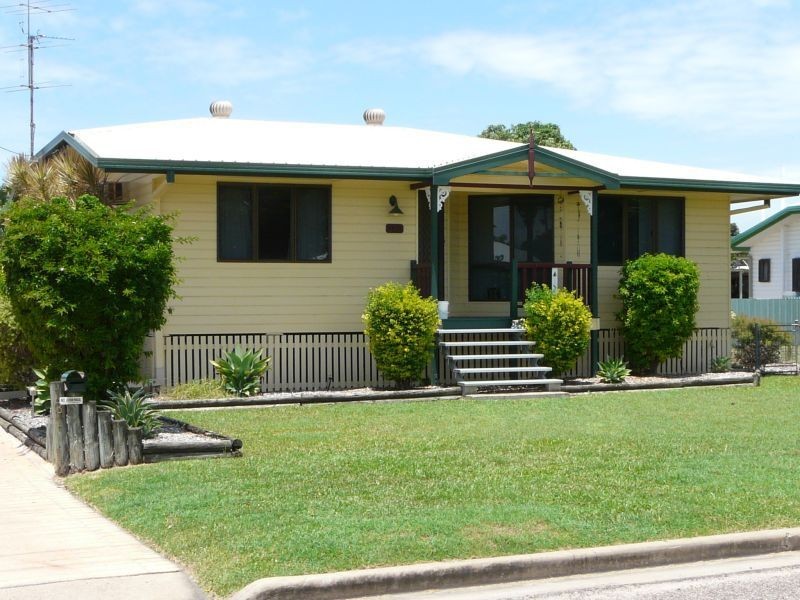 131 Ninth Avenue, Home Hill QLD 4806