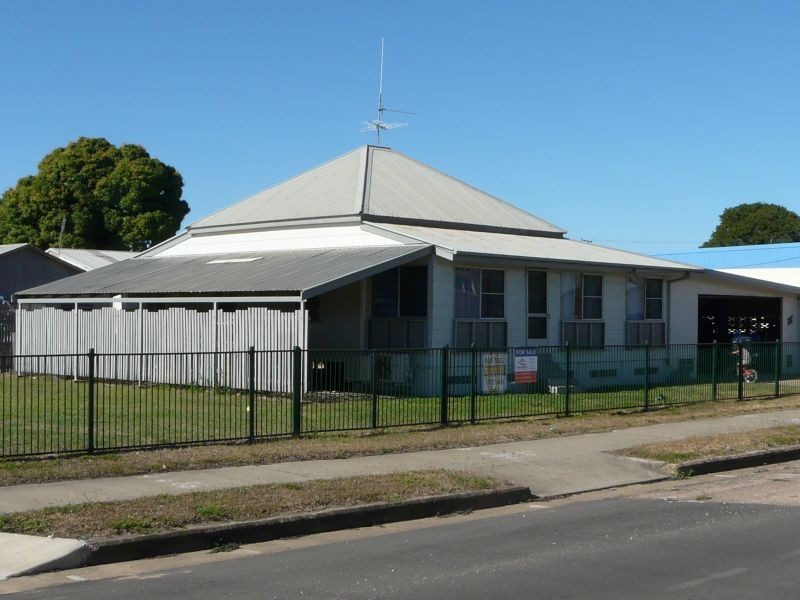 118-120 Young Street, Ayr QLD 4807