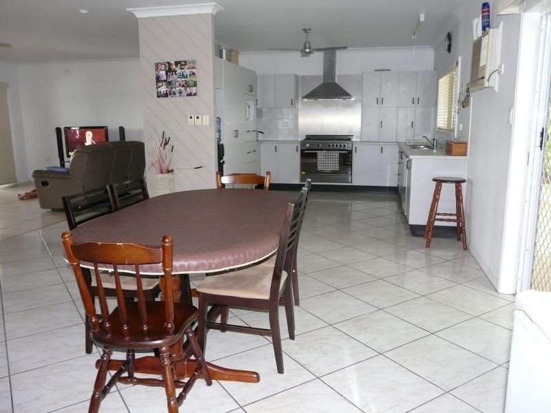 43 Fourteenth Street, Home Hill QLD 4806