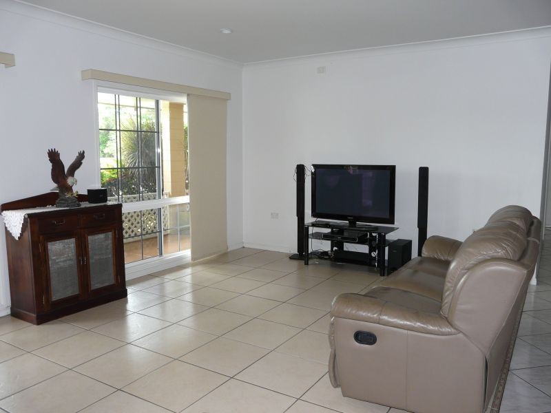 43 Fourteenth Street, Home Hill QLD 4806