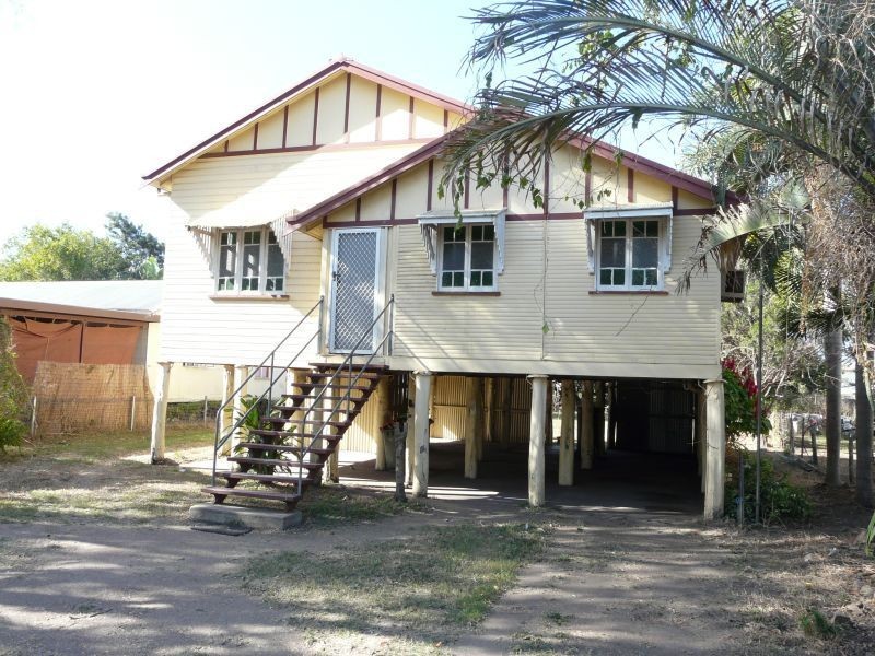 39 SEVENTH Avenue, Home Hill QLD 4806