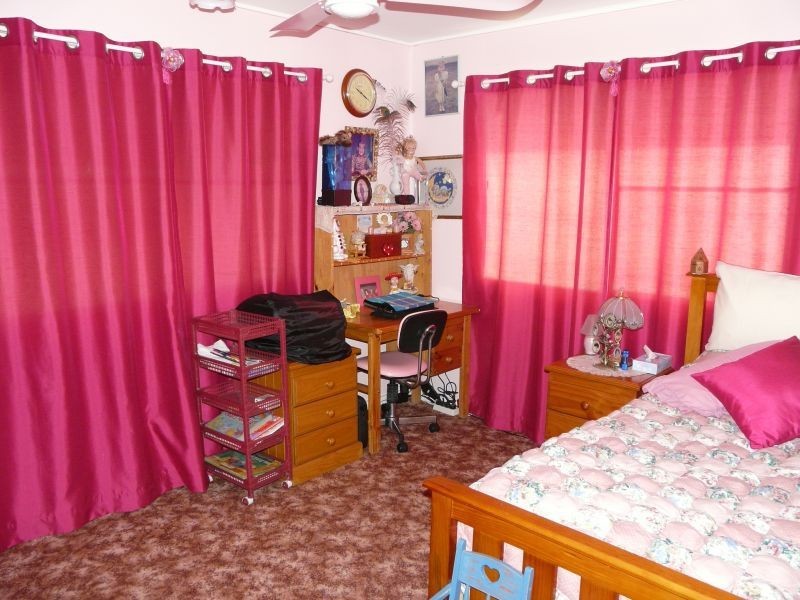 10 BURKE Street, Brandon QLD 4808