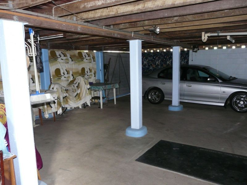 10 BURKE Street, Brandon QLD 4808