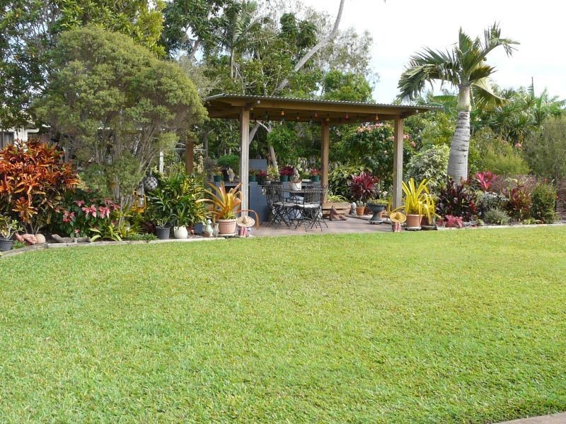 10 BURKE Street, Brandon QLD 4808