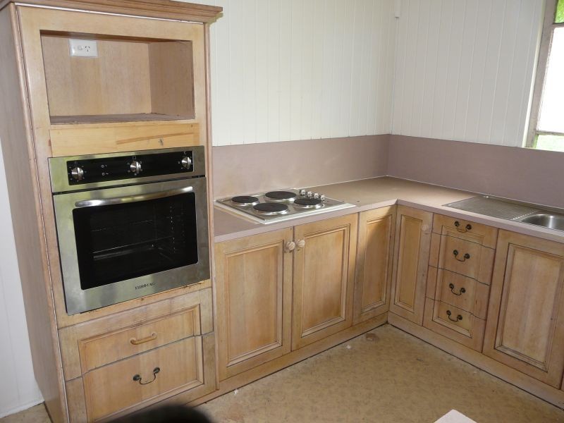 39 SEVENTH Avenue, Home Hill QLD 4806