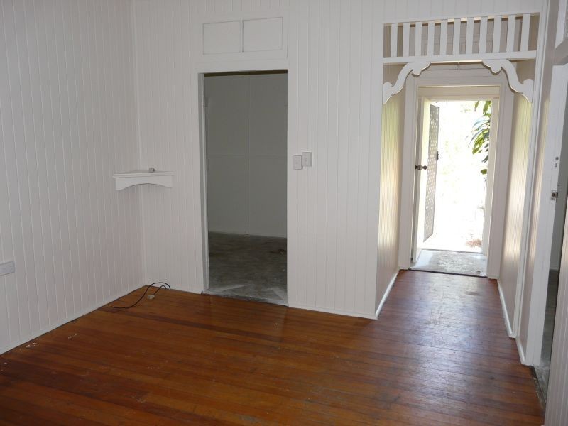 39 SEVENTH Avenue, Home Hill QLD 4806