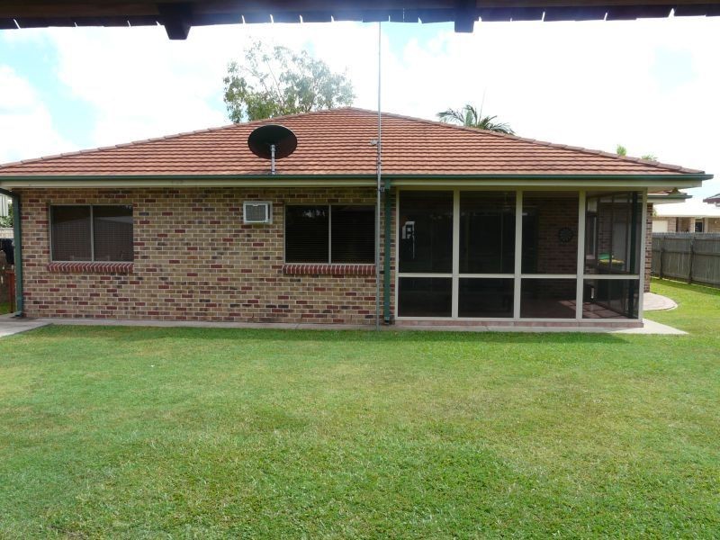 7 Rubens Court, Ayr QLD 4807