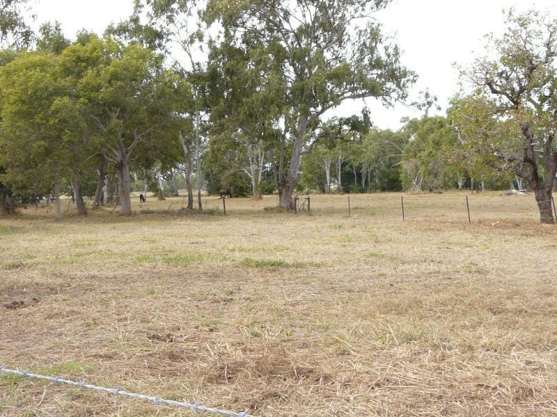 270 WILSON Road, Jarvisfield QLD 4807