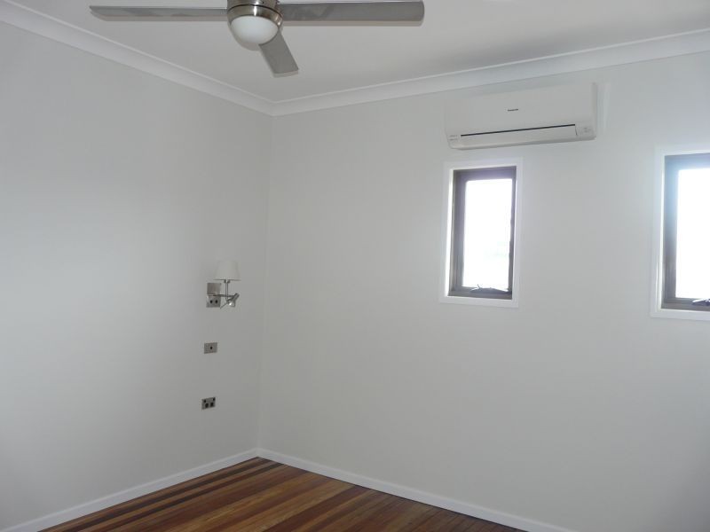 Unit 1-2/202 QUEEN Street, Ayr QLD 4807