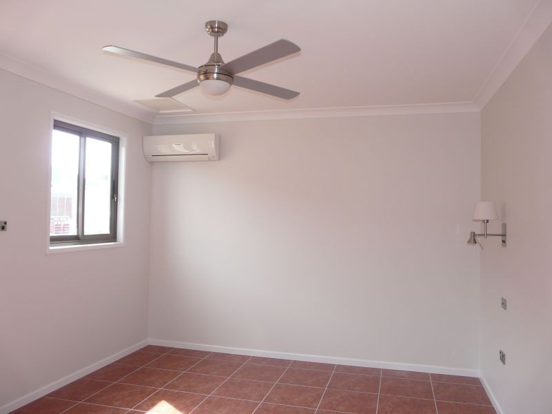 Unit 1-2/202 QUEEN Street, Ayr QLD 4807