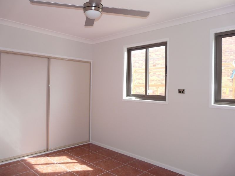 Unit 1-2/202 QUEEN Street, Ayr QLD 4807
