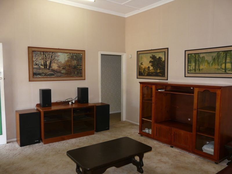 3 LITTLE YOUNG Street, Ayr QLD 4807