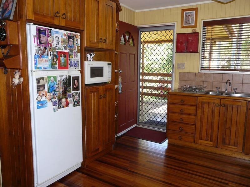 12A THIRD Avenue, Home Hill QLD 4806