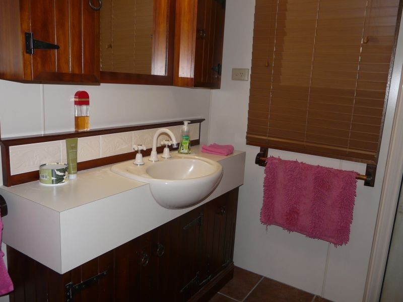 12A THIRD Avenue, Home Hill QLD 4806