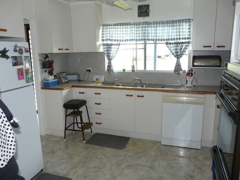 15 Clayton Street, Ayr QLD 4807