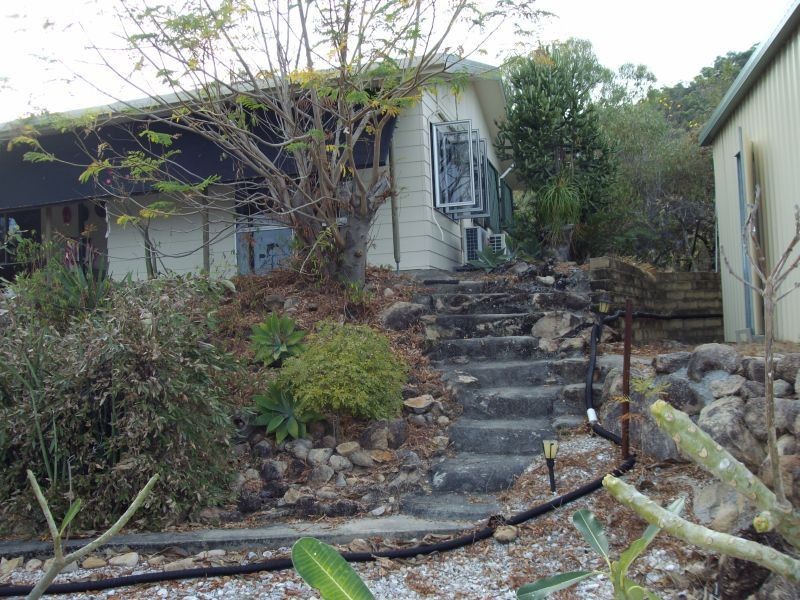 236 FLAGSTAFF BAY , CAPE UPSTART, Bowen QLD 4805