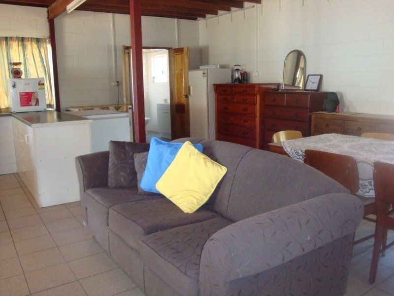 79 FLAGSTAFF BAY , CAPE UPSTART, Bowen QLD 4805
